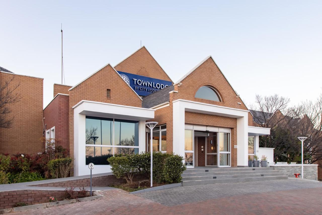 Town Lodge Johannesburg Airport Kempton Park Bagian luar foto