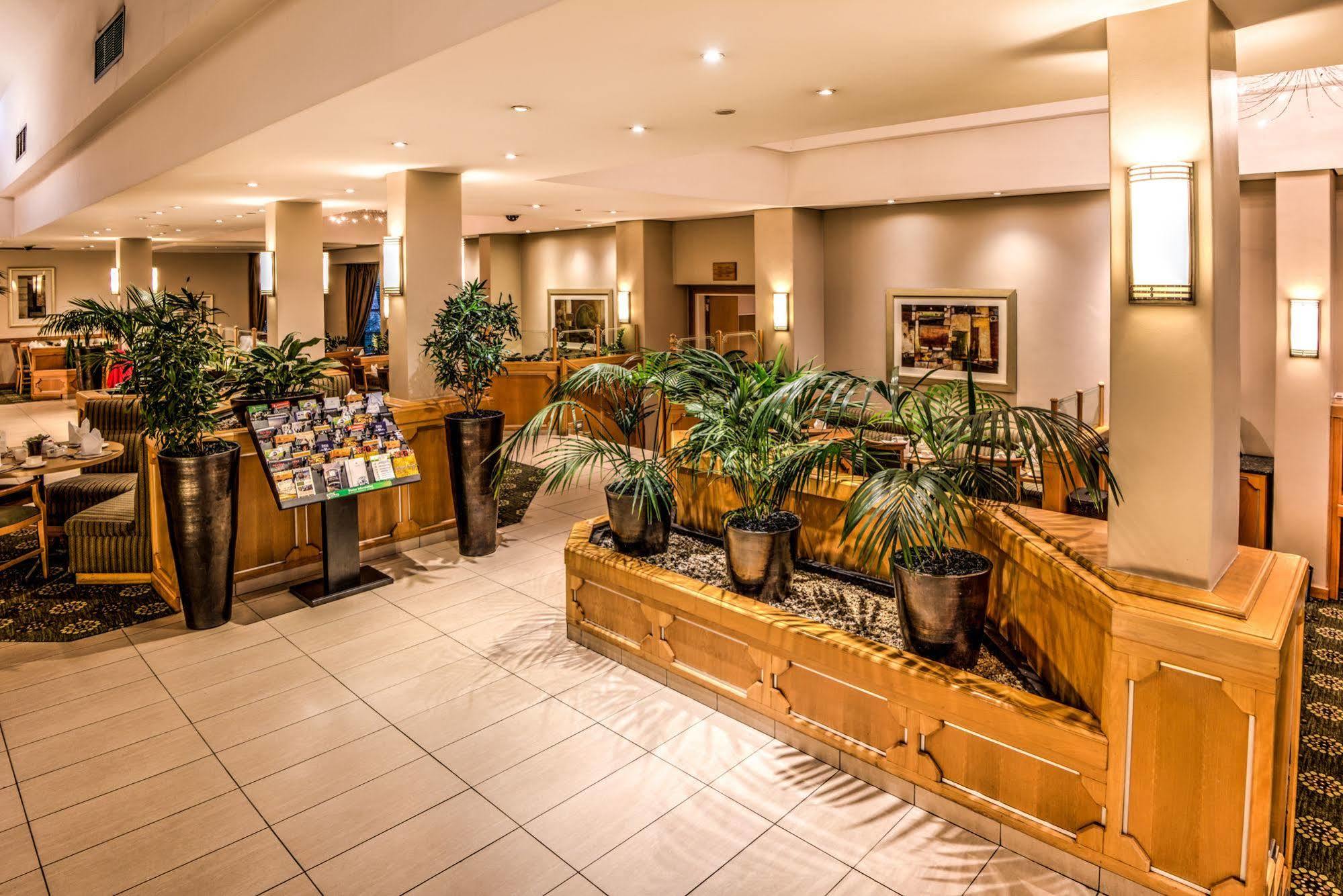 Town Lodge Johannesburg Airport Kempton Park Bagian luar foto
